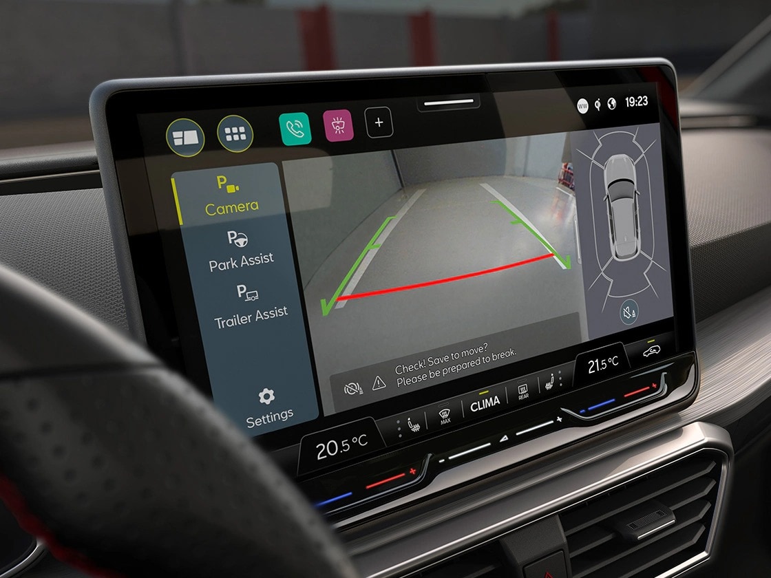 Advanced park assist and navi 12.9 in the seat leon, ensuring effortless parking for your small family car with innovative technology used.